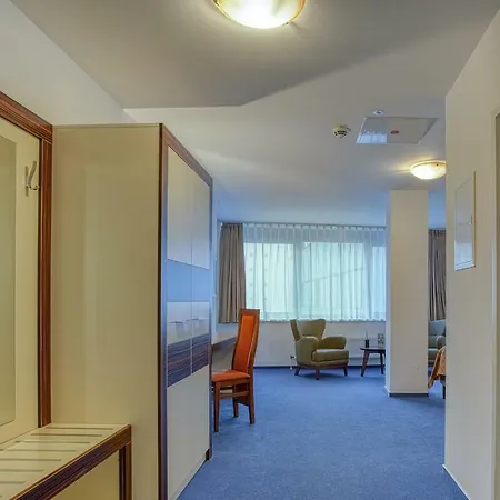 מלון Centro City, Trademark Collection By Wyndham 3*