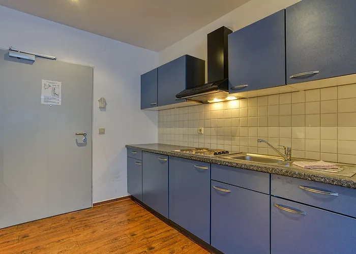 Centro City, Trademark Collection By Wyndham Braunschweig