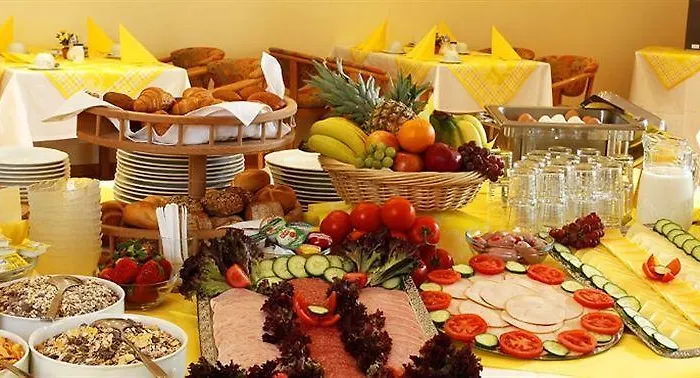 Centro City, Trademark Collection By Wyndham Otel 3*