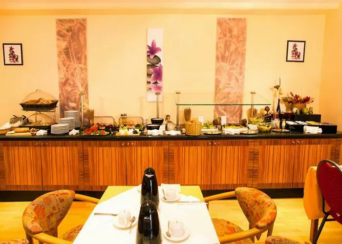 Centro City, Trademark Collection By Wyndham Otel 3*