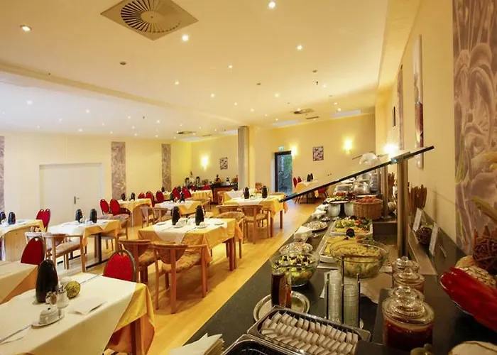 Centro City, Trademark Collection By Wyndham 3*